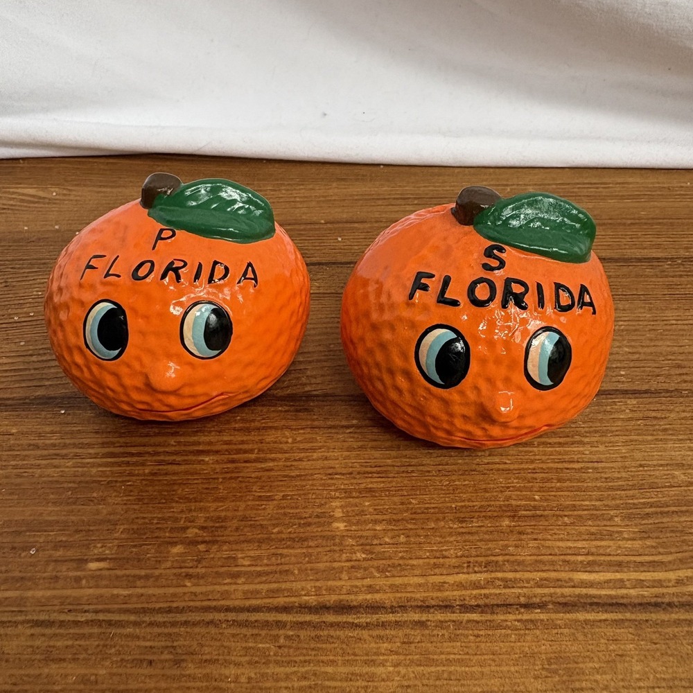 Vintage Anthropomorphic Florida Oranges Salt and Pepper Shakers 2.5"